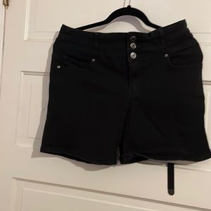 black jean shorts